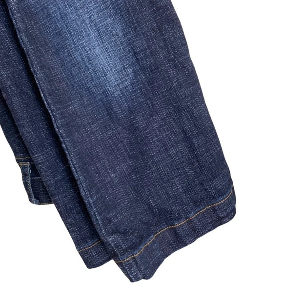 Kut from the Kloth • Lauren Crop Straight Leg Jean-Cultivated Wash - Picture 5 of 5